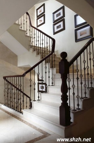 復(fù)古實木別墅