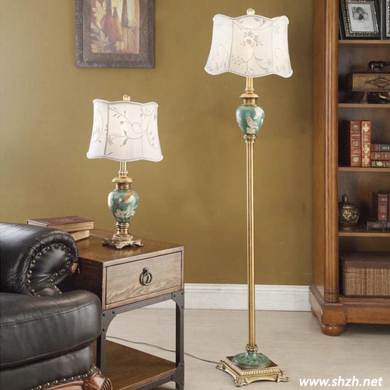 歐式田園手繪創(chuàng)意落地燈