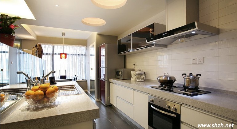 現(xiàn)代廚房裝修設(shè)計(jì)